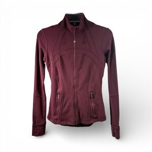 Lululemon Define Jacket in Maroon Size 4